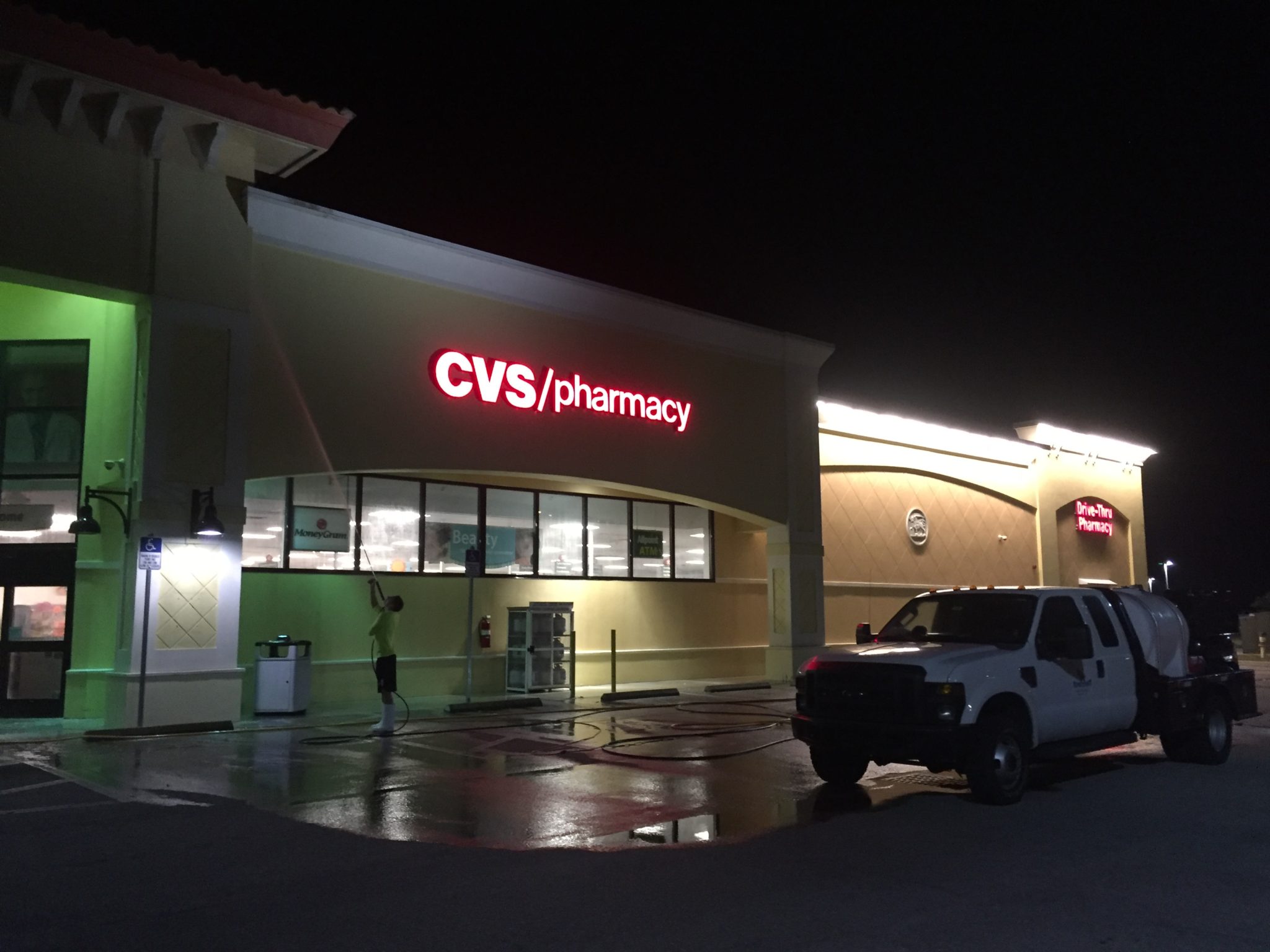 Suncoast Roof Cleaning a CVS in Sarasota