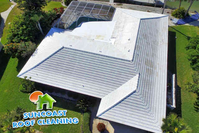 Suncoast Roof Cleaning - Soft Wash in Sarasota